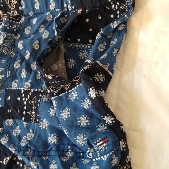 Tommy Hilfiger Jeans Tie-Waist Navy Design Shorts - Picture 4 of 4
